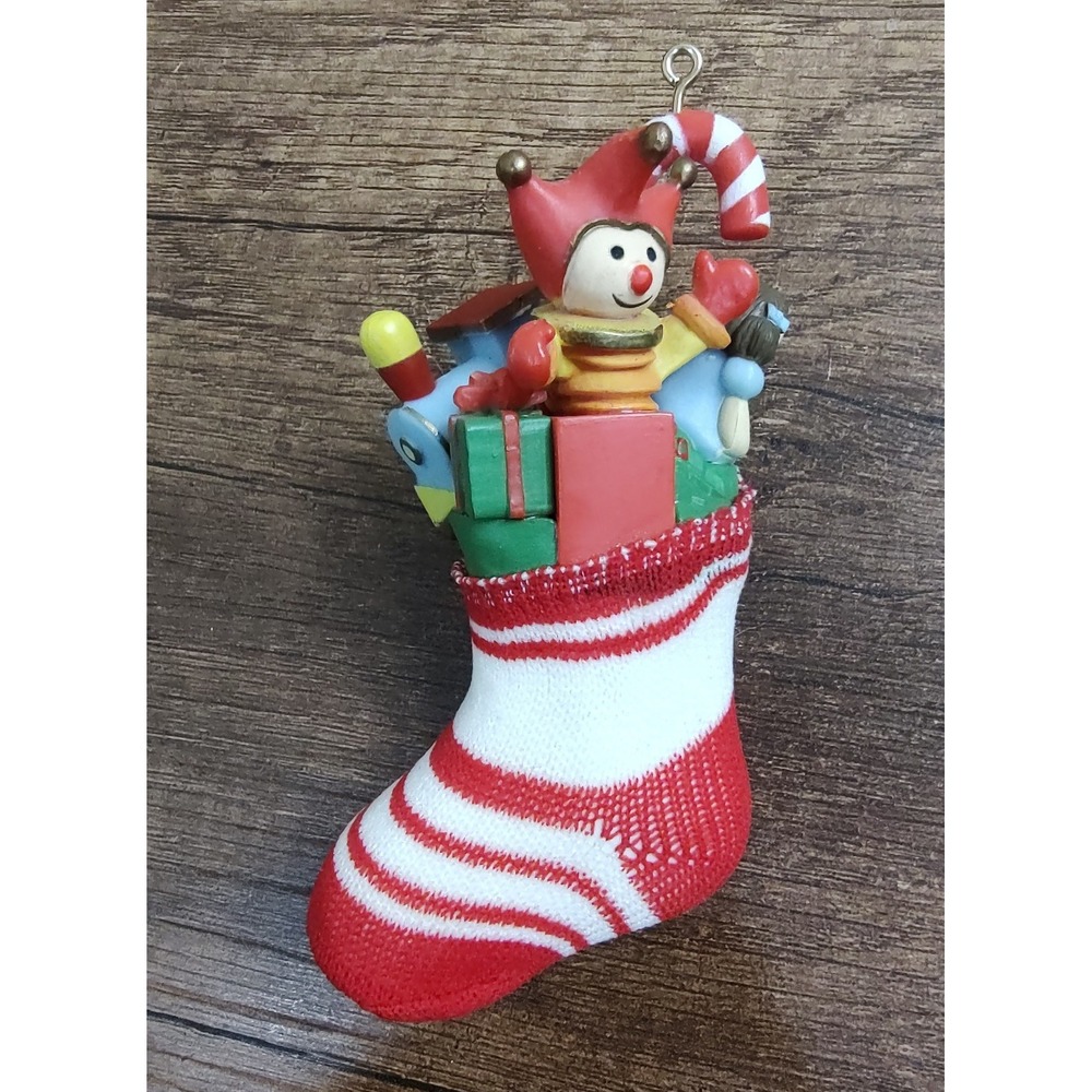 1981 Hallmark A Well Stocked Stocking Collectible Keepsake Ornament Vtg A4